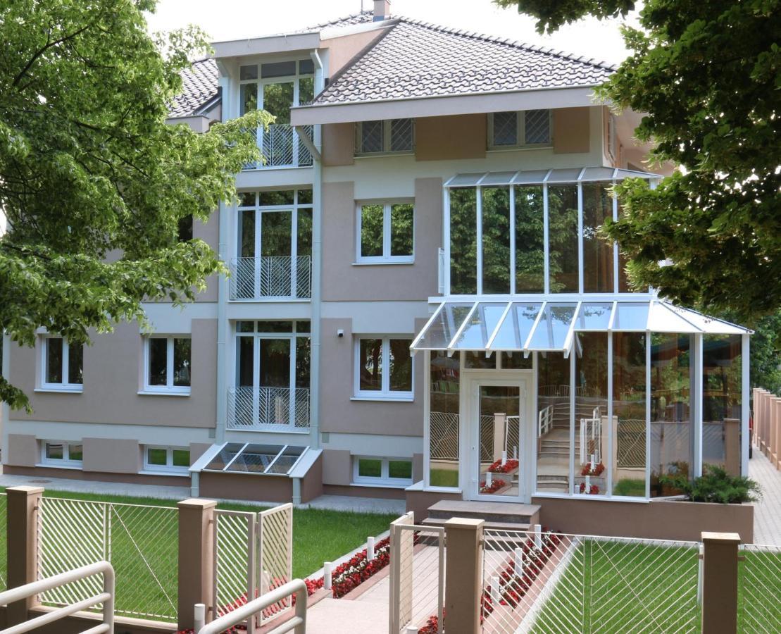 Čačak Grand Park Rooms & Apartments מראה חיצוני תמונה