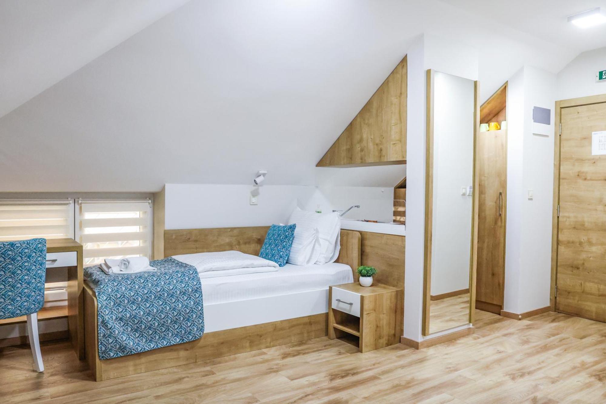 Čačak Grand Park Rooms & Apartments מראה חיצוני תמונה