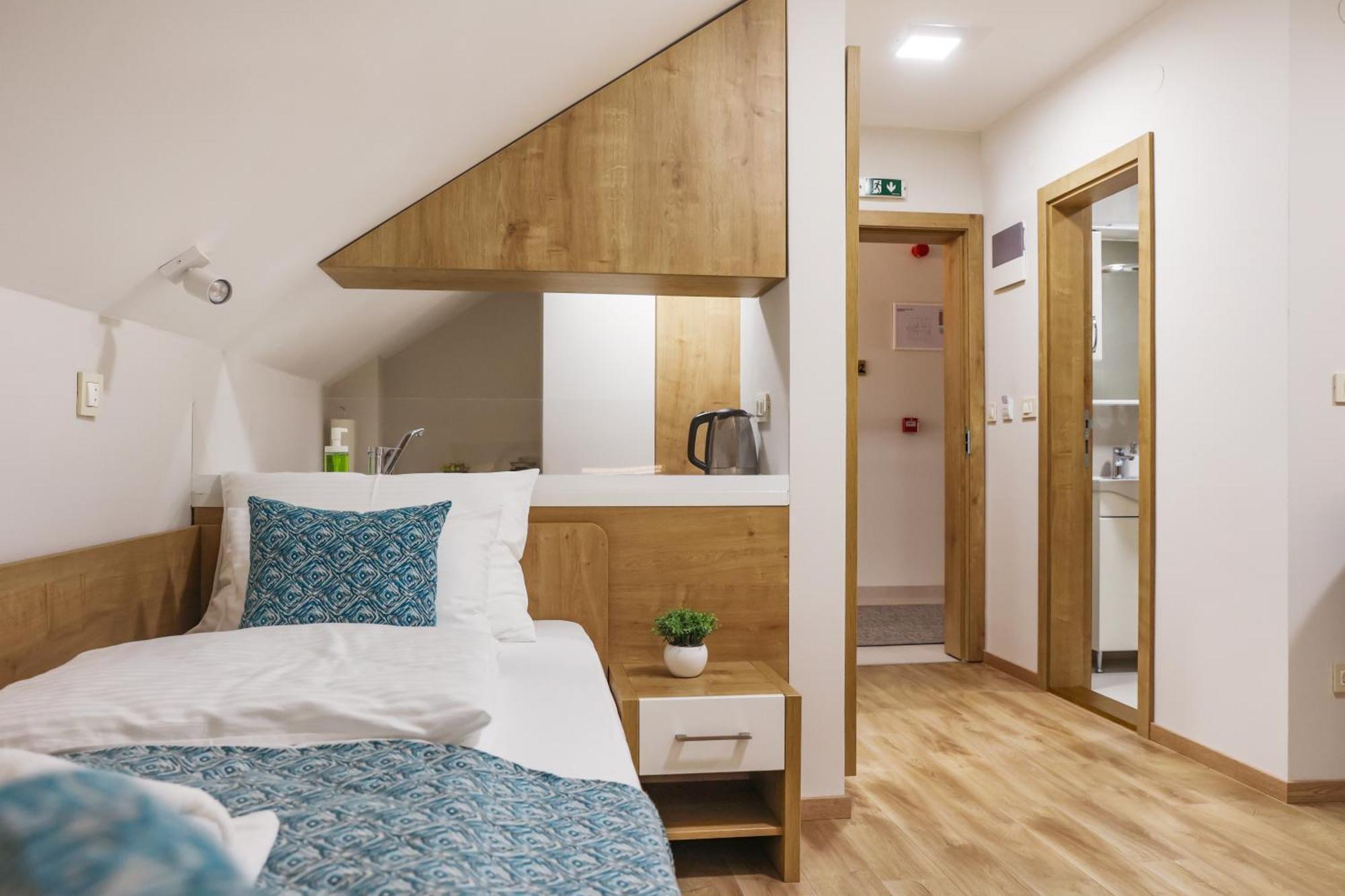 Čačak Grand Park Rooms & Apartments מראה חיצוני תמונה