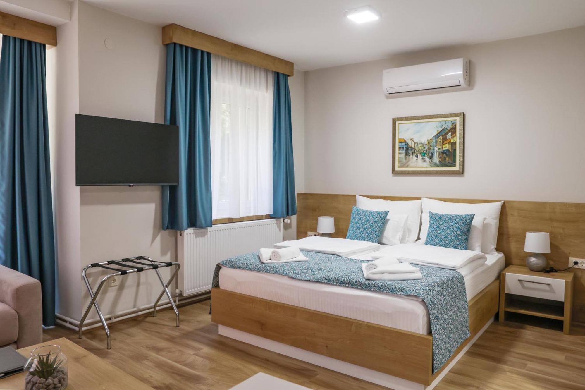 Čačak Grand Park Rooms & Apartments מראה חיצוני תמונה