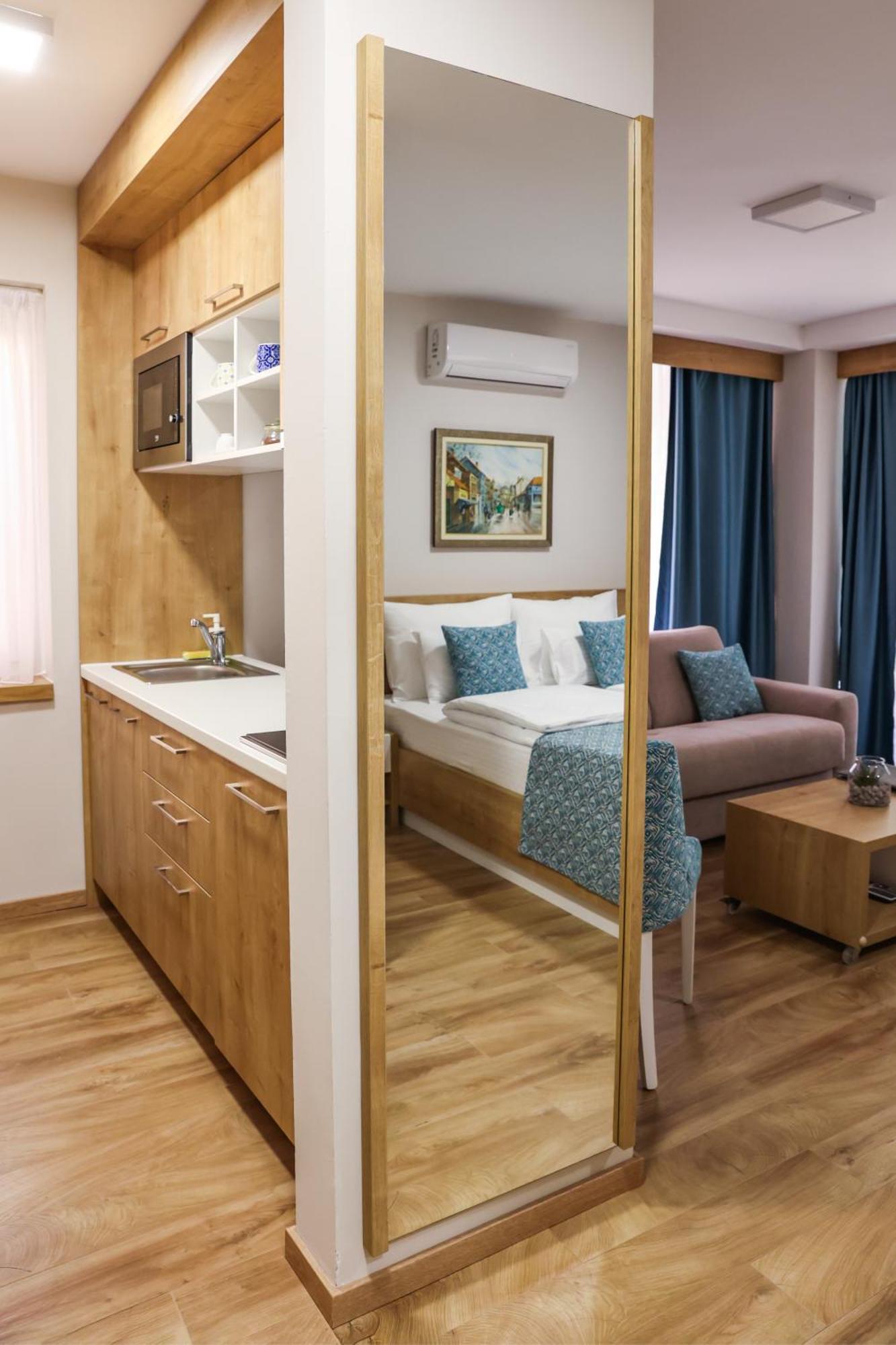Čačak Grand Park Rooms & Apartments מראה חיצוני תמונה