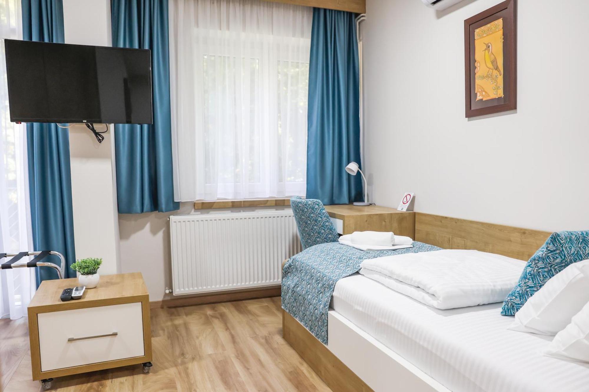 Čačak Grand Park Rooms & Apartments מראה חיצוני תמונה
