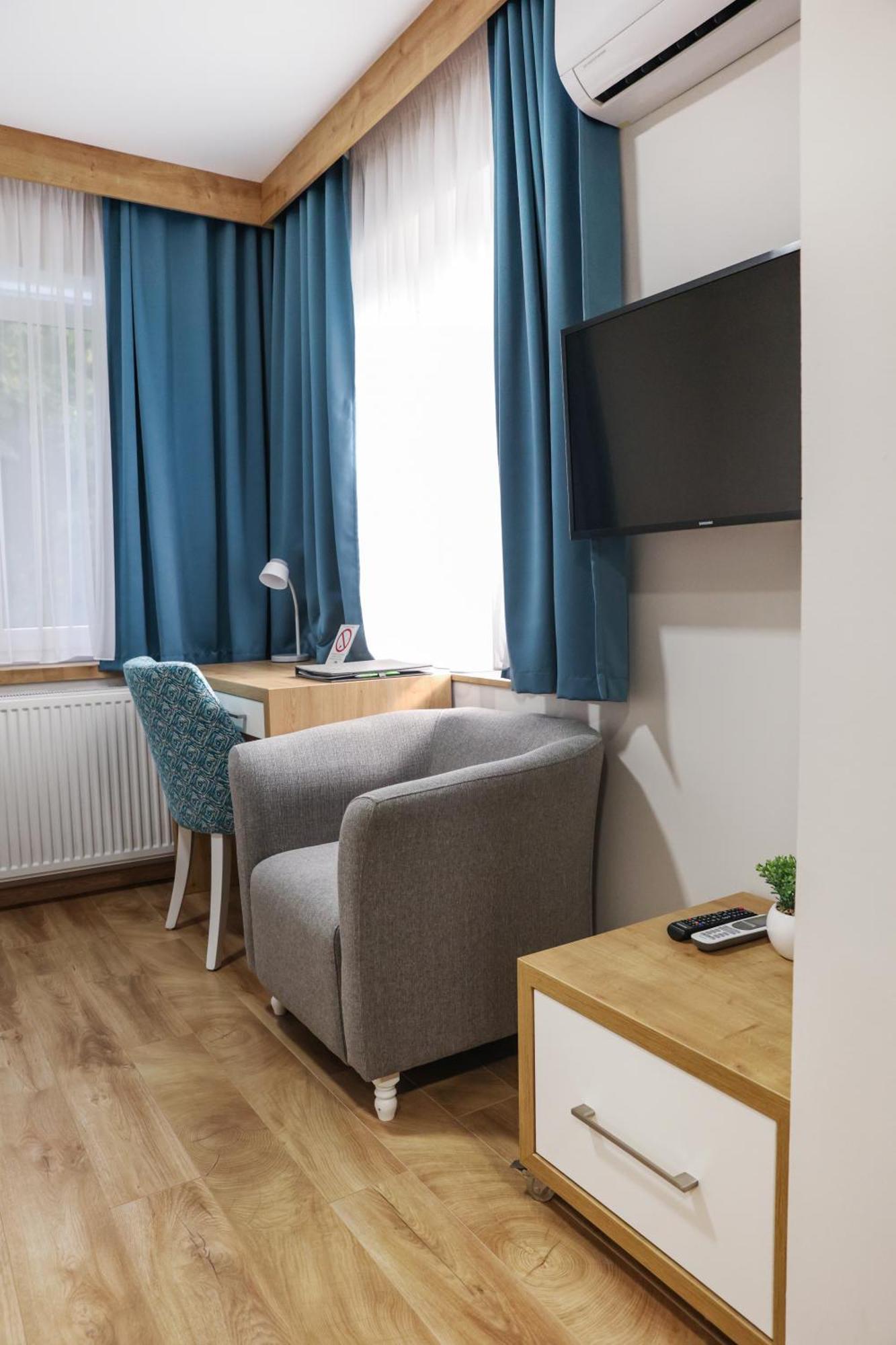 Čačak Grand Park Rooms & Apartments מראה חיצוני תמונה