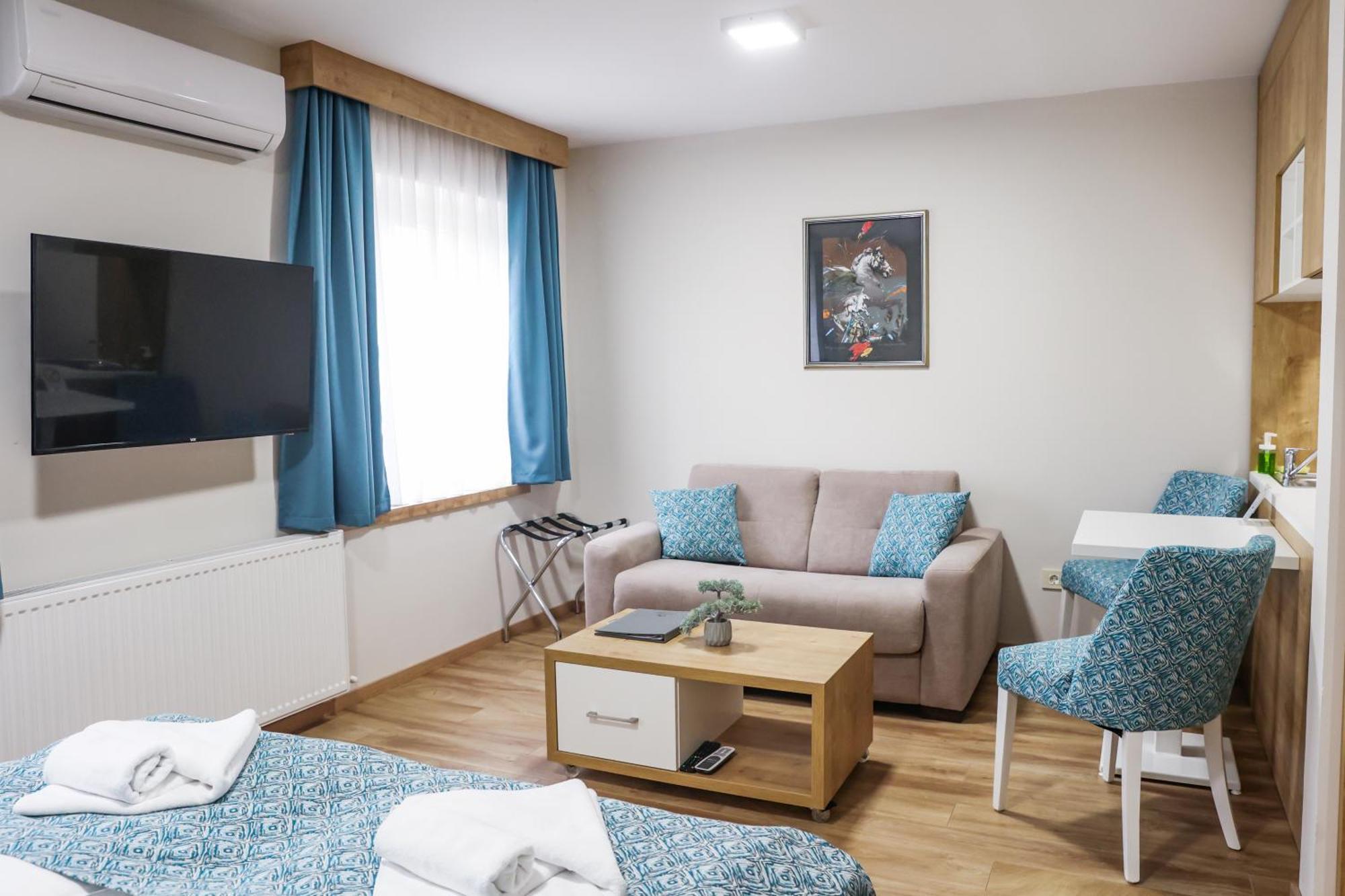 Čačak Grand Park Rooms & Apartments מראה חיצוני תמונה