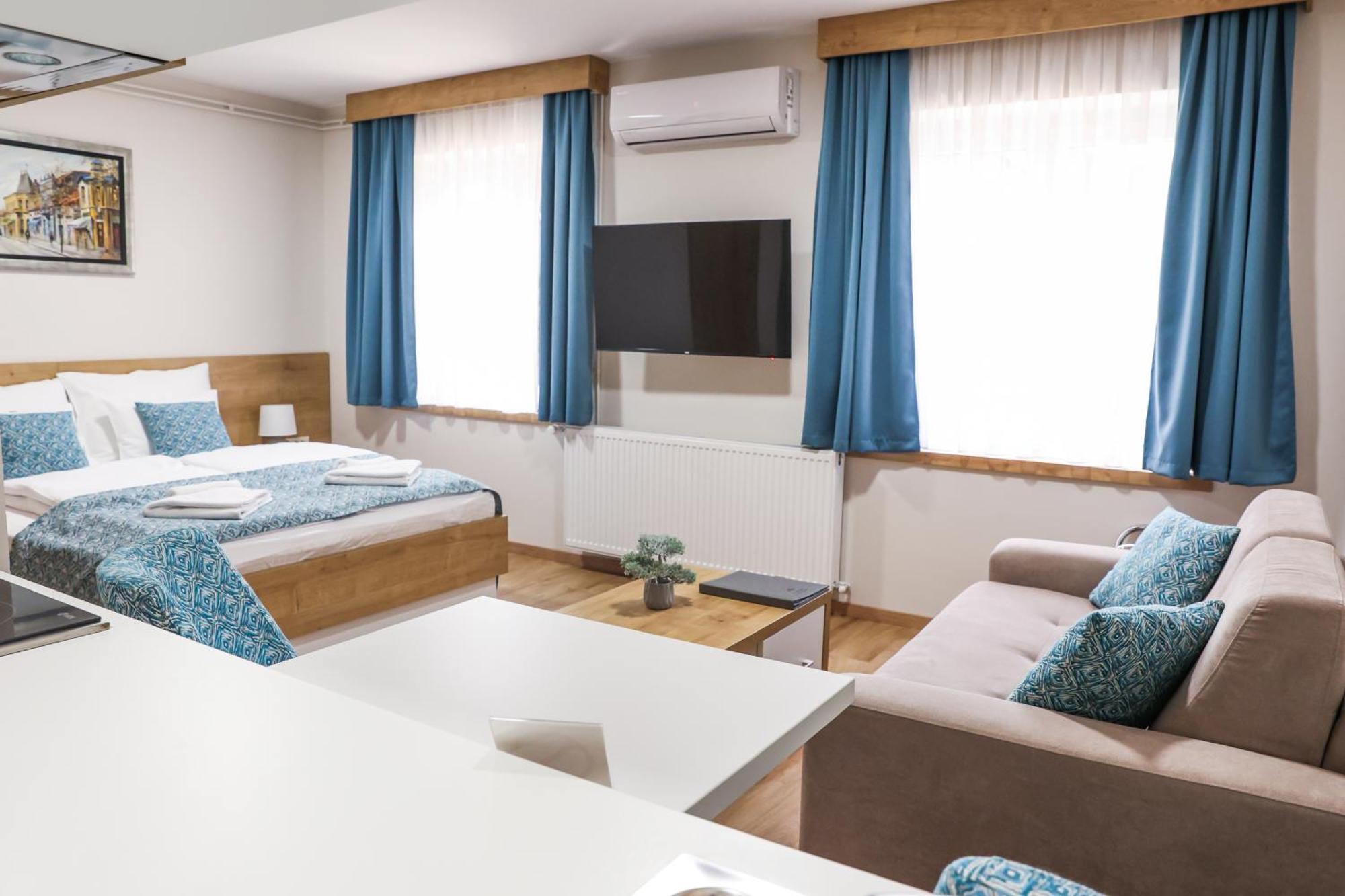 Čačak Grand Park Rooms & Apartments מראה חיצוני תמונה